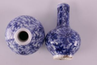 19th Century Chinese Pair Signed Blue and White Porcelain Vases 5
