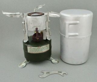 Vintage 1952 Rogers M - 1950 Military Gasoline Camp Cook Stove W Canister & Wrench