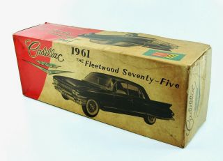 1961 Cadillac Fleetwood 17” (43.  2 cm) Japanese Tin Car w/Original Box by Shioji 12