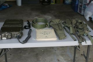 U.  S.  Military Radio Rt - 176/ Prc - 10 With Battery
