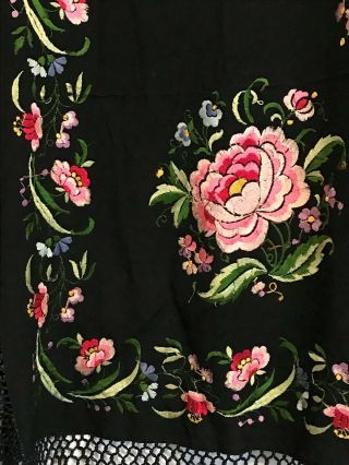Vintage Chinese Black Silk Double Sided Hand - Embroidered Floral Piano Shawl 11