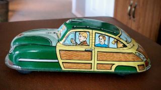 Vintage 1940 ' s Marx Tin Wind up Old Jalopy AND Family Wagon 6