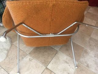 Authentic Eero Saarinen Womb Chair and Ottoman from Knoll 5