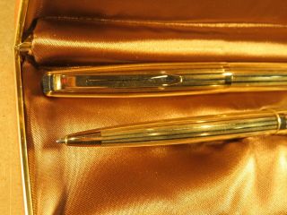 coppia di penna AURORA 98 stilografica sfera placcata oro laminata,  custodia da 5