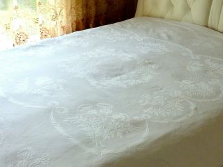 Fabulous Antique White Cotton Embossed Marcella Bedspread Queen Size C 1920 