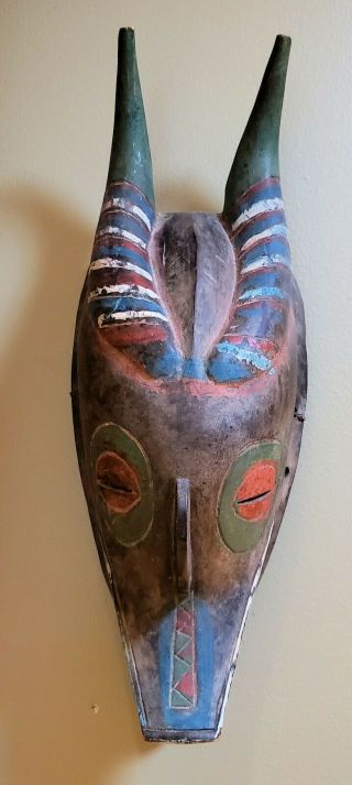 Vintage Hand Carved Hand Painted Wood African Mask With Horns 16 Inches Tall