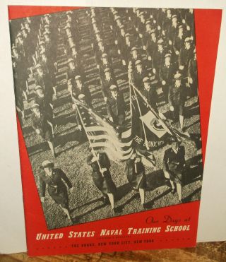 1943 United States Naval Training School Us Navy Usn Waves Bronx Ny Booklet
