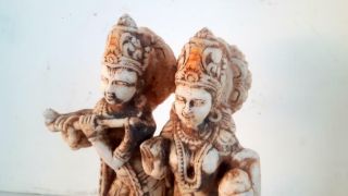 1850s Antique Old Fine Hand Carved Marble Hindu God Krishna Goddess Radha Statue 10