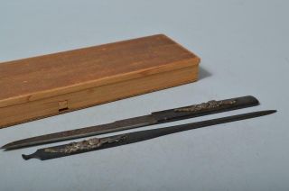 T800: Japanese Xf Copper Iron Sculpture Sword Parts Kozuka For Short Sword