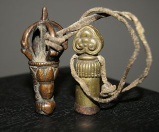 V Fine Antique 19th C Tibetan Bronze & Iron Seal & Dorje Amulet W/ Head Uk Col.
