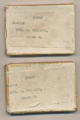 Great Britain - Wwi Pair - 204289 Pte.  R.  Wallace.  Essex.  R.  In Boxes (bg105)