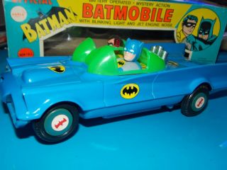 $$ Vtg 1970s 1974 Ahi Azrak Battery Operated Batmobile Batman Robin Figures Mego