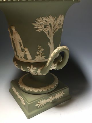 WEDGWOOD JASPERWARE GREEN PEDESTAL CAMPANA URN - CONDITON 8