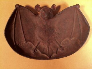 Antique Bradley Hubbard Cast Iron Winged Bat Card Key Coin Art Tray Signed B&h