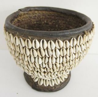 Vtg Tribal African Primitive Hand Woven Basket Bowl W/ Cowrie Shell & Leather 9 "