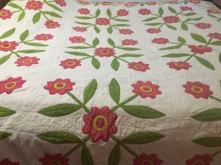 Antique Quilt Red And Green 84” X 88”