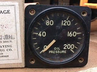 Wwii Usn,  Usaaf Direct Pressure Read Oil Pressure Gauge 0 - 200 Borchon Tube
