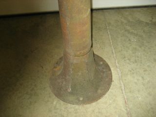 VINTAGE TEMPLE HAND WELL PUMP 3