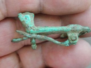CIRCA 100 - 400 AD ROMAN ENAMELLED BRONZE FIBULA BROOCH IN THE SHAPE OF A PANTHER 4