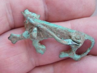 CIRCA 100 - 400 AD ROMAN ENAMELLED BRONZE FIBULA BROOCH IN THE SHAPE OF A PANTHER 6