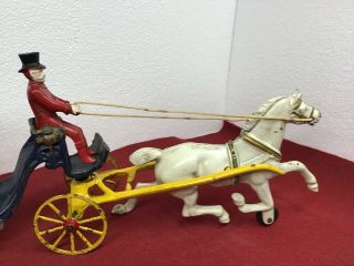 Antique Kenton 1940 Cast Iron horse drawn hansom cab,  toy.  16 