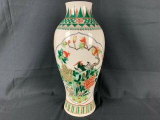 18th/19th C.  CHINESE FAMILLE ROSE PANELS VASE 2