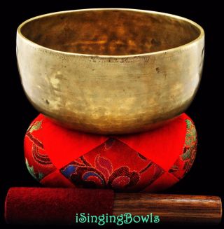 Antique Tibetan Singing Bowl: Thado 7 1/8 ",  Ca.  18th C. ,  G 3 & D5.  (w/ Video)