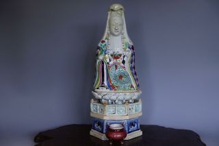 Fine Chinese Qing Dynasty Porcelain Famille Rose Guanyin Statue On Base