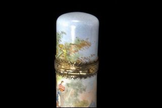 ANTIQUE VICTORIAN ENAMEL WOMEN IN GARDEN SCENE CASE SCENT BOTTLE MR 5