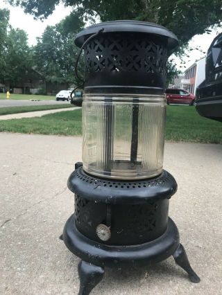 VINTAGE PERFECTION KEROSENE OIL HEATER w/Pyrex Glass Globe 3