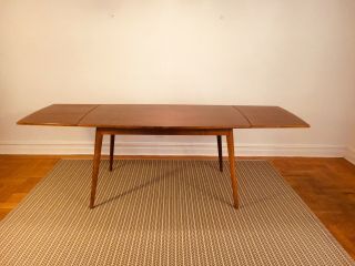 Habeo,  German Designer Mid - Century Extendable Dining Table & Four Chairs.  EUC 2