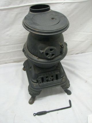 Antique Spark Salesman Sample Cast Iron Pot Belly Wood Cook Stove Toy Mount Joy