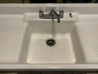 Vintage Antique White Enamel Cast Iron Kitchen Sink with Metal Cabinet 3