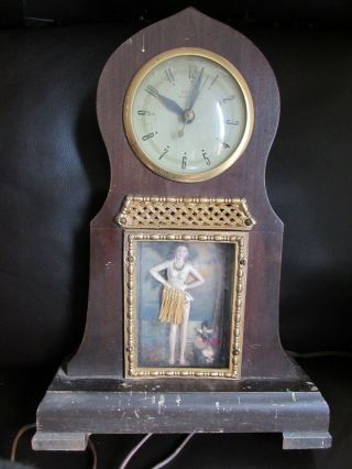 Rare Vintage United Self Starting Hula Girl Clock United Clock U.  S.  A