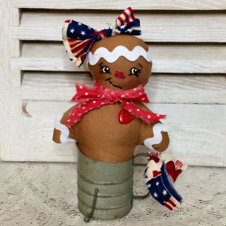 Primitive Gingerbread Doll Patriotic Americana USA with Baby Ornie Shelf Sitter 10
