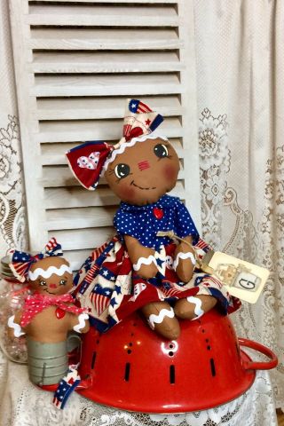 Primitive Gingerbread Doll Patriotic Americana USA with Baby Ornie Shelf Sitter 2