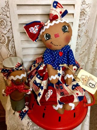 Primitive Gingerbread Doll Patriotic Americana USA with Baby Ornie Shelf Sitter 4