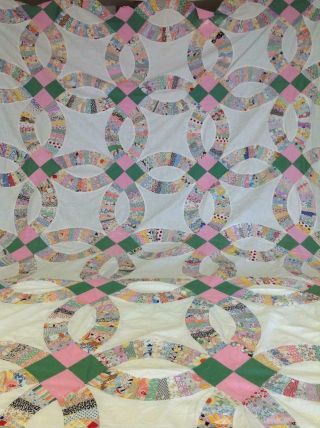 Antique Vintage Classic Feedsack 1930s Large Double Wedding Ring Quilt Top