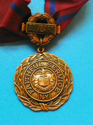 Korean War York National Guard Faithful Service Neck Award Medal
