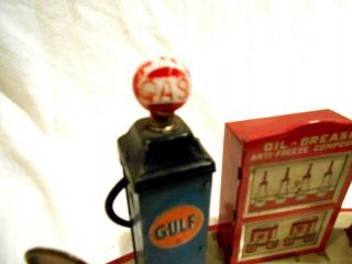 Vintage Marx Tin Battery Op Filling Station Gas Pump Island Toy - Gulf Gas 2