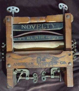 Antique Vintage Rare - American Wringer Co.  Novelty No.  300 - Woonsocket R.  I.