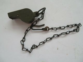 Vintage Us Army Plastic Mp Military Whistle With Metal Chain Od Olive Drab