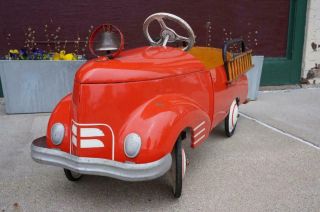 1930 ' s GARTON FORD PRESSED STEEL FIRE LADDER TRUCK PEDAL CAR TOY 2