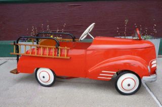 1930 ' s GARTON FORD PRESSED STEEL FIRE LADDER TRUCK PEDAL CAR TOY 3