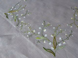 VINTAGE HAND EMBROIDERED ORGANZA TABLECLOTH/BEAUTIFUL LILY OF THE VALLEY 2