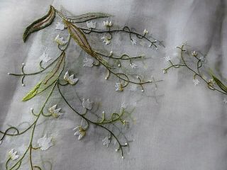 VINTAGE HAND EMBROIDERED ORGANZA TABLECLOTH/BEAUTIFUL LILY OF THE VALLEY 4