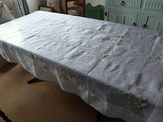 VINTAGE HAND EMBROIDERED ORGANZA TABLECLOTH/BEAUTIFUL LILY OF THE VALLEY 5