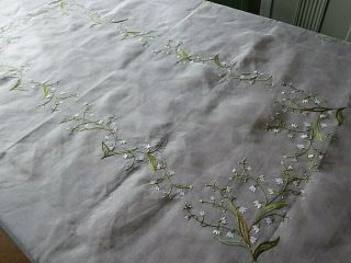 VINTAGE HAND EMBROIDERED ORGANZA TABLECLOTH/BEAUTIFUL LILY OF THE VALLEY 8