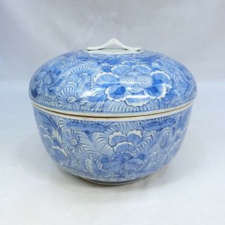 G192: Rare Japanese Big Covered Bowl Of Old Imari Porcelain With Popular Sengaki