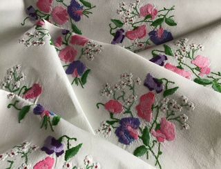 Stunning Large Vintage Irish Linen Tablecloth Sweet Peas/forget Me Nots